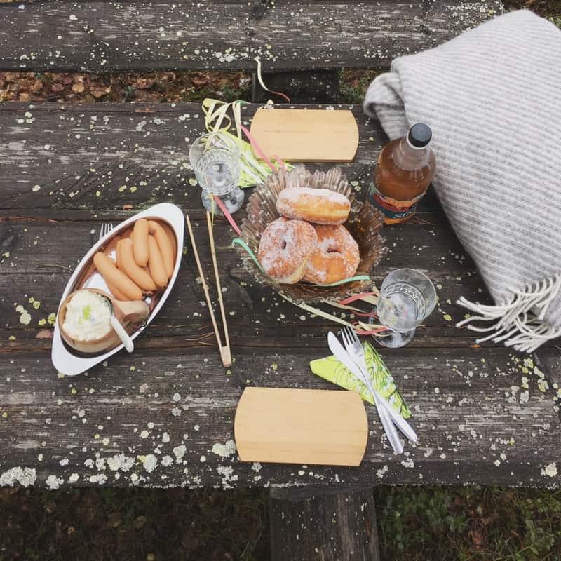 Donughts and sima, home-made fermented soda, are party food of First of May in Finland