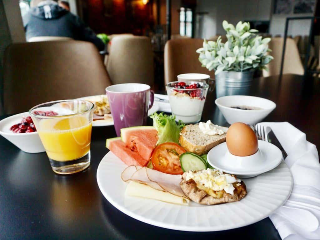 Finnisches Hotelfrühstück - Ihr Finnland: Wie wählt man finnische Frühstücksartikel in einem Hotel aus? Lesen Sie diesen hilfreichen Artikel über finnisches Frühstück!