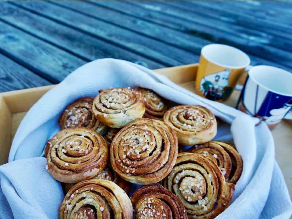 Pulla recipe: Finnish cinnamon rolls and moomin mugs - Her Finland blog