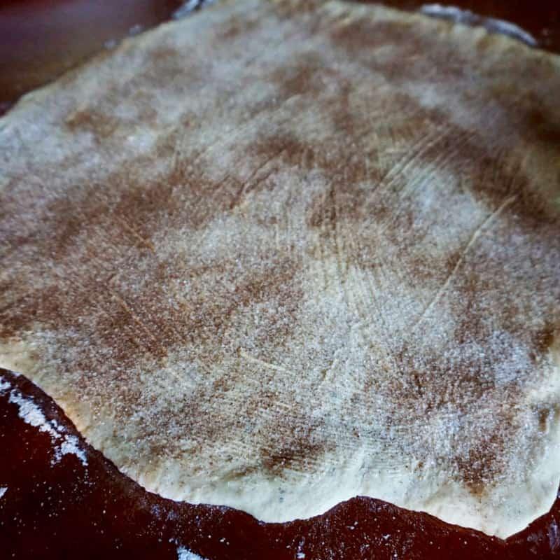 Pulla recipe: cinnamon buns dough flat - Her Finland blog