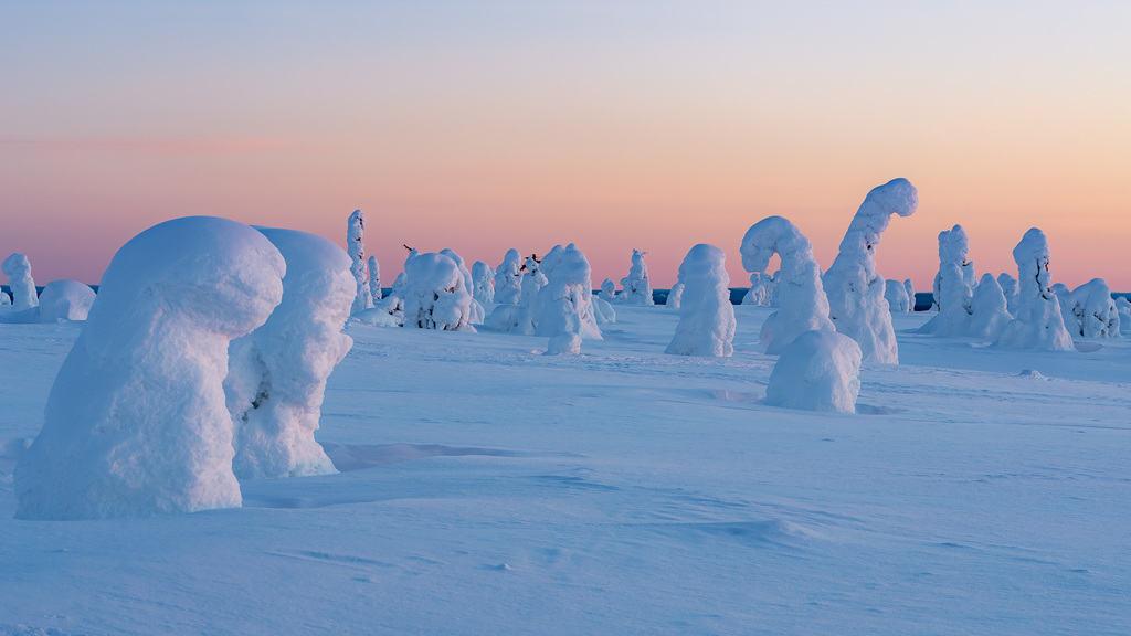 lapland poze apus de soare iarnă by Her Finland blog