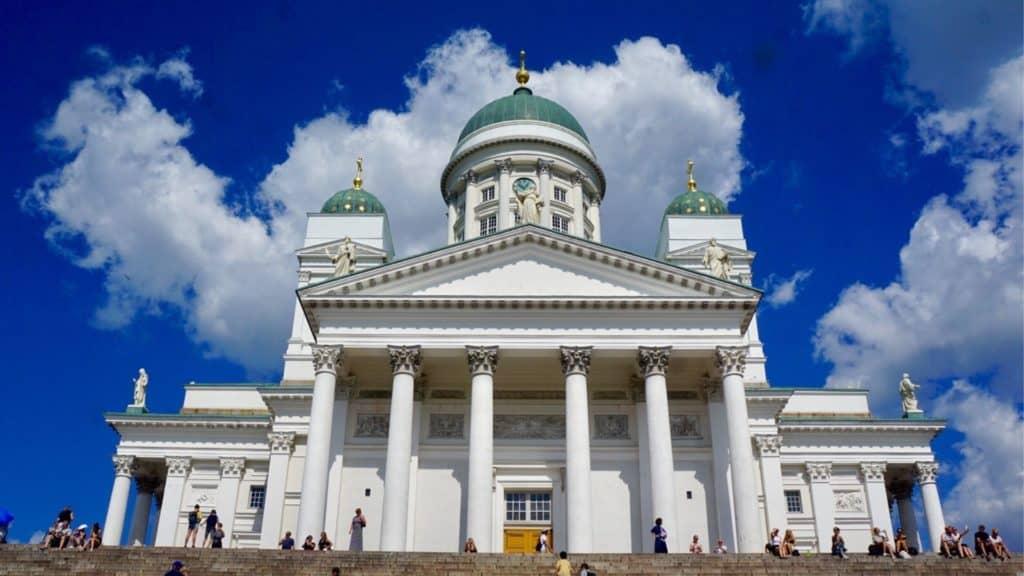 what to do in Helsinki cathedral senate square