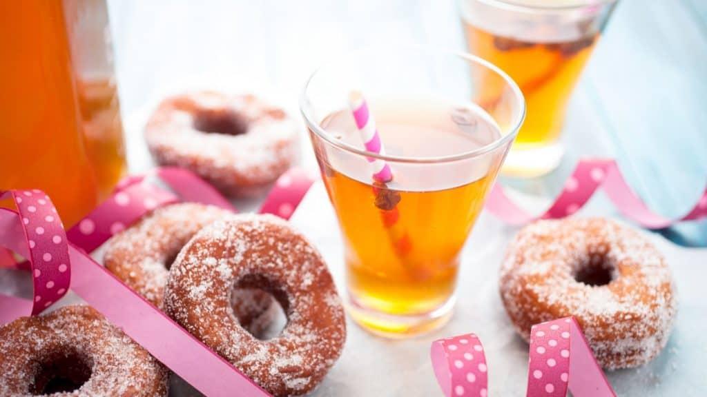 Finnish May Day sima and donuts