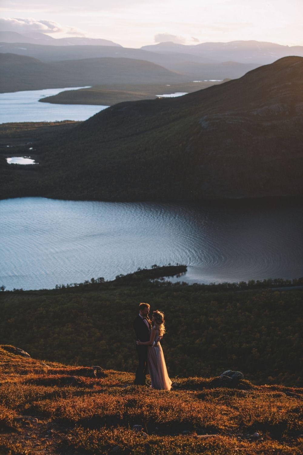 Fall Finland wedding 