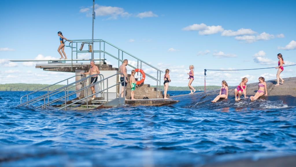 Rauhaniemi beach and sauna