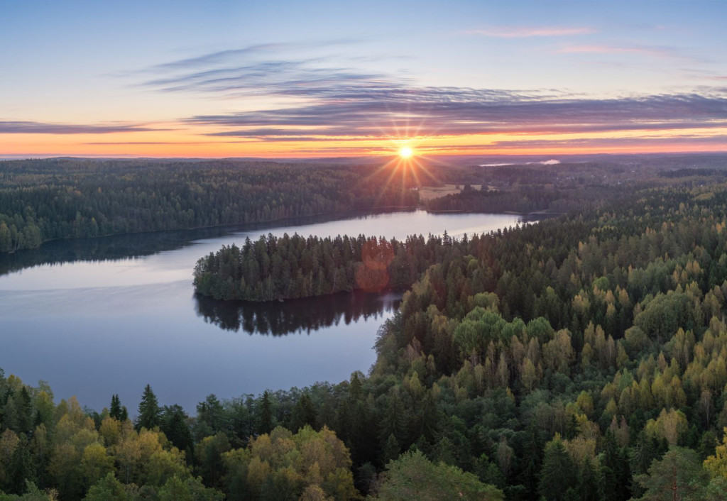 Hämeenlinna Aulanko National park lake view